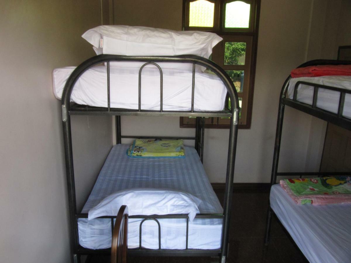 Lux Pillow Hostel Пхаан Екстер'єр фото